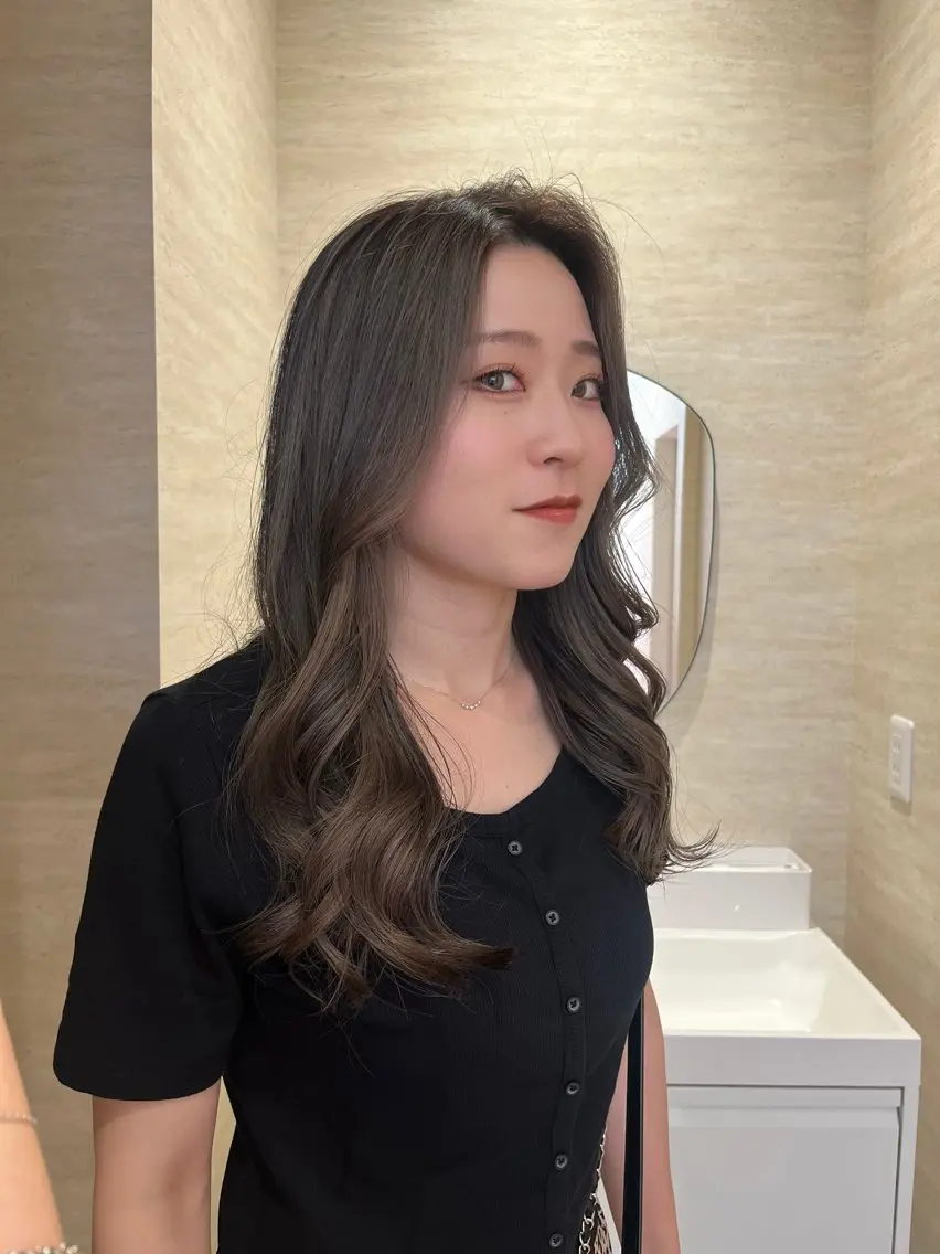 ロング カラー 柔らかい艶暖色 レイヤー🫧姫汝のヘアスタイル