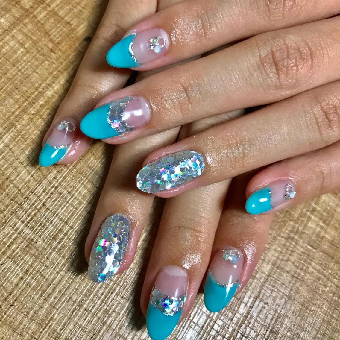 ネイル アートネイル 安藤 Charlotteのネイルデザイン
