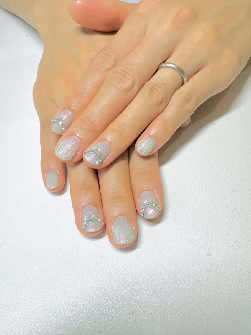 ネイル オーロラネイル nail atelier  Rのネイルデザイン