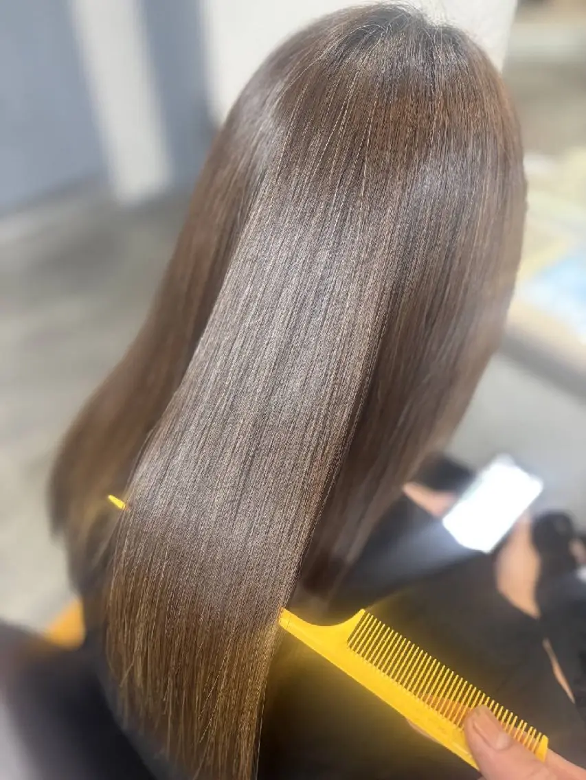ロング 吉田 光佑のヘアスタイル