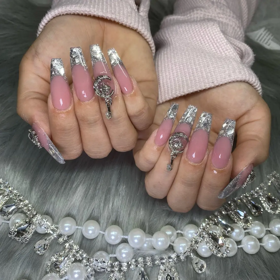 ネイル フレンチネイル ジェルネイル ガラスフレンチ 韓国ネイル ロングネイル ハンドネイル Nail Salon Growのネイルデザイン
