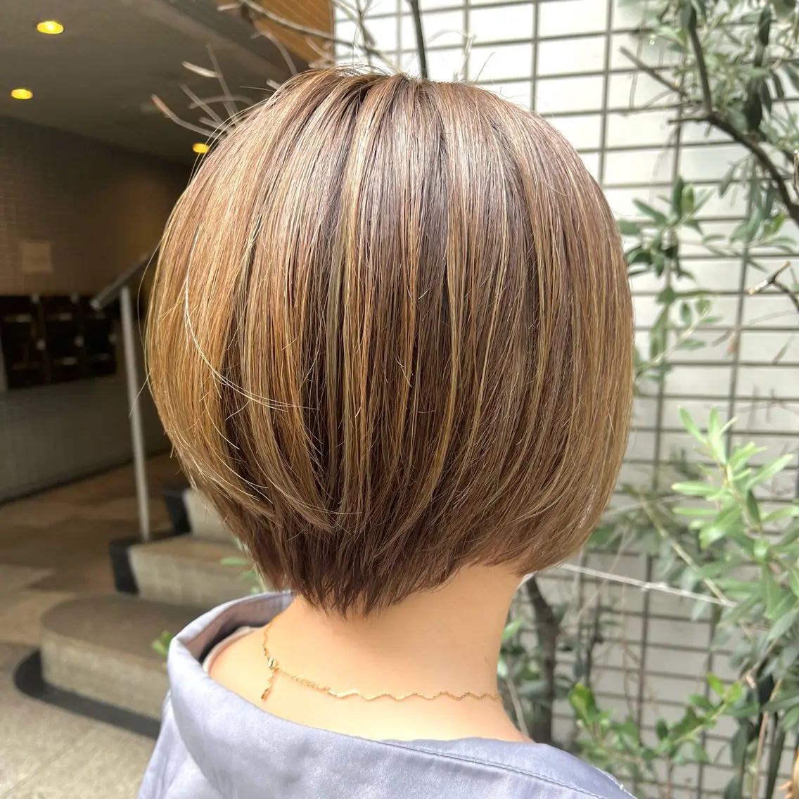 ショート カラー カット ヘアカラー 透明感カラー/ 髪質改善/レイヤーのヘアスタイル
