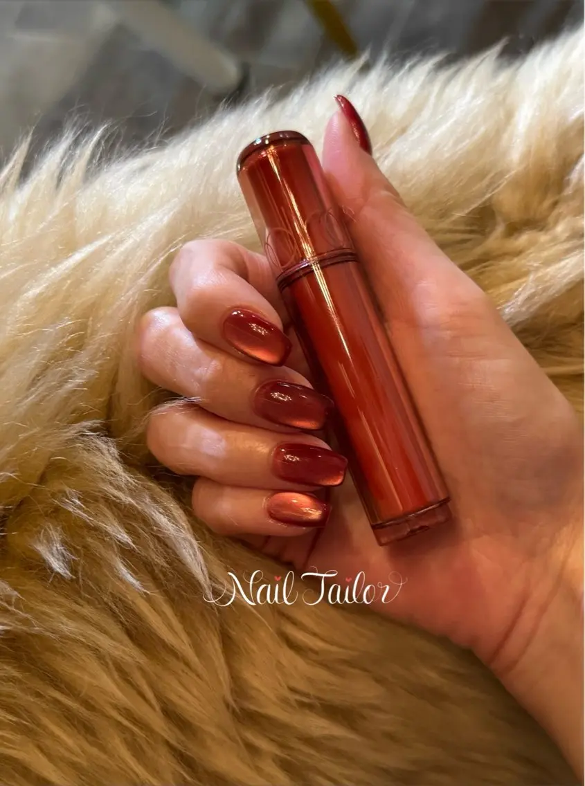 ネイル ボルドー 長さ出し マグネットネイル ワンカラーネイル 赤色 ハンドネイル NailTailor ネイルテイラーのネイルデザイン