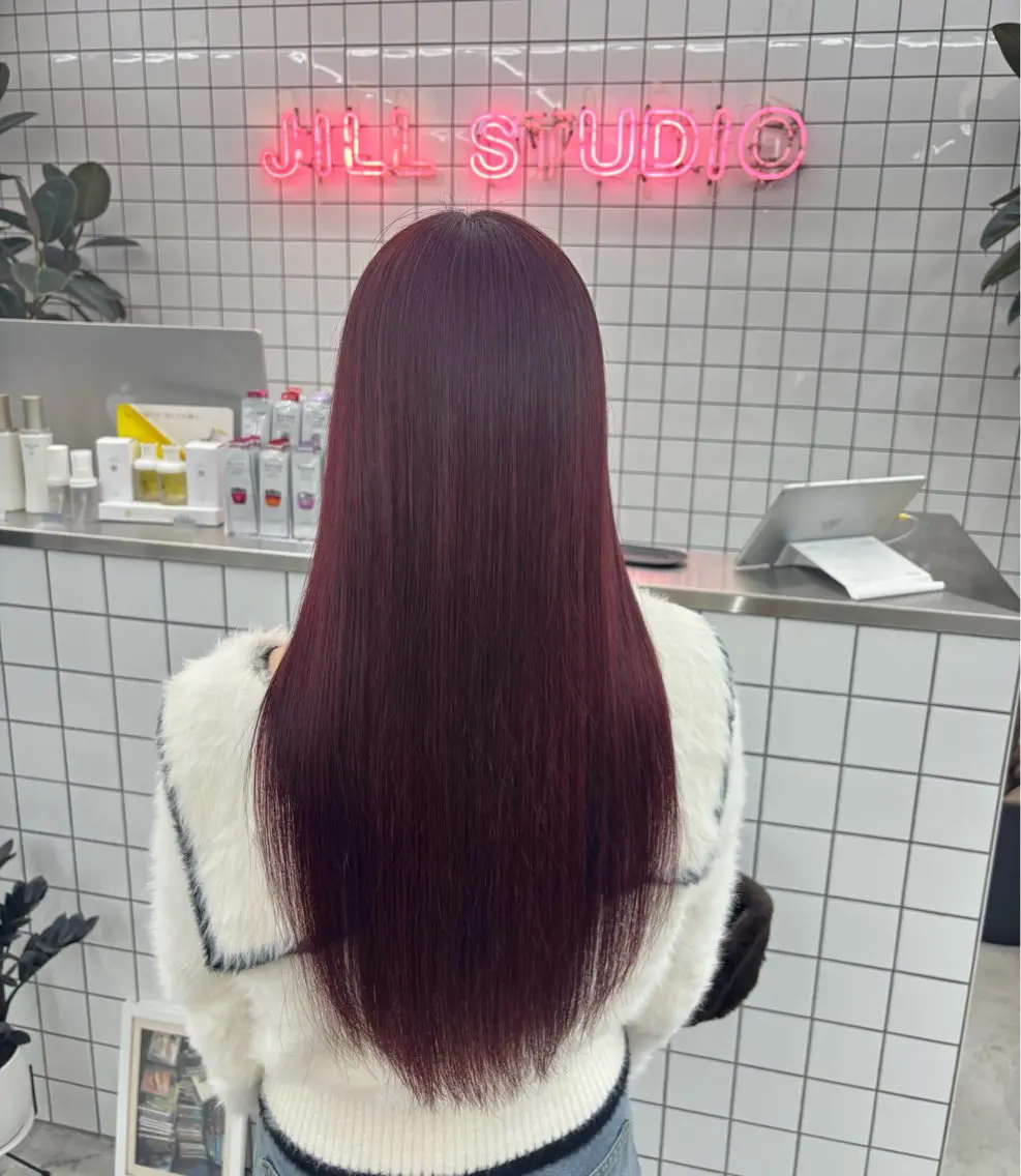 ロング カラー レッドカラー 🌼あいり🌼 JILLSTUDIOのヘアスタイル
