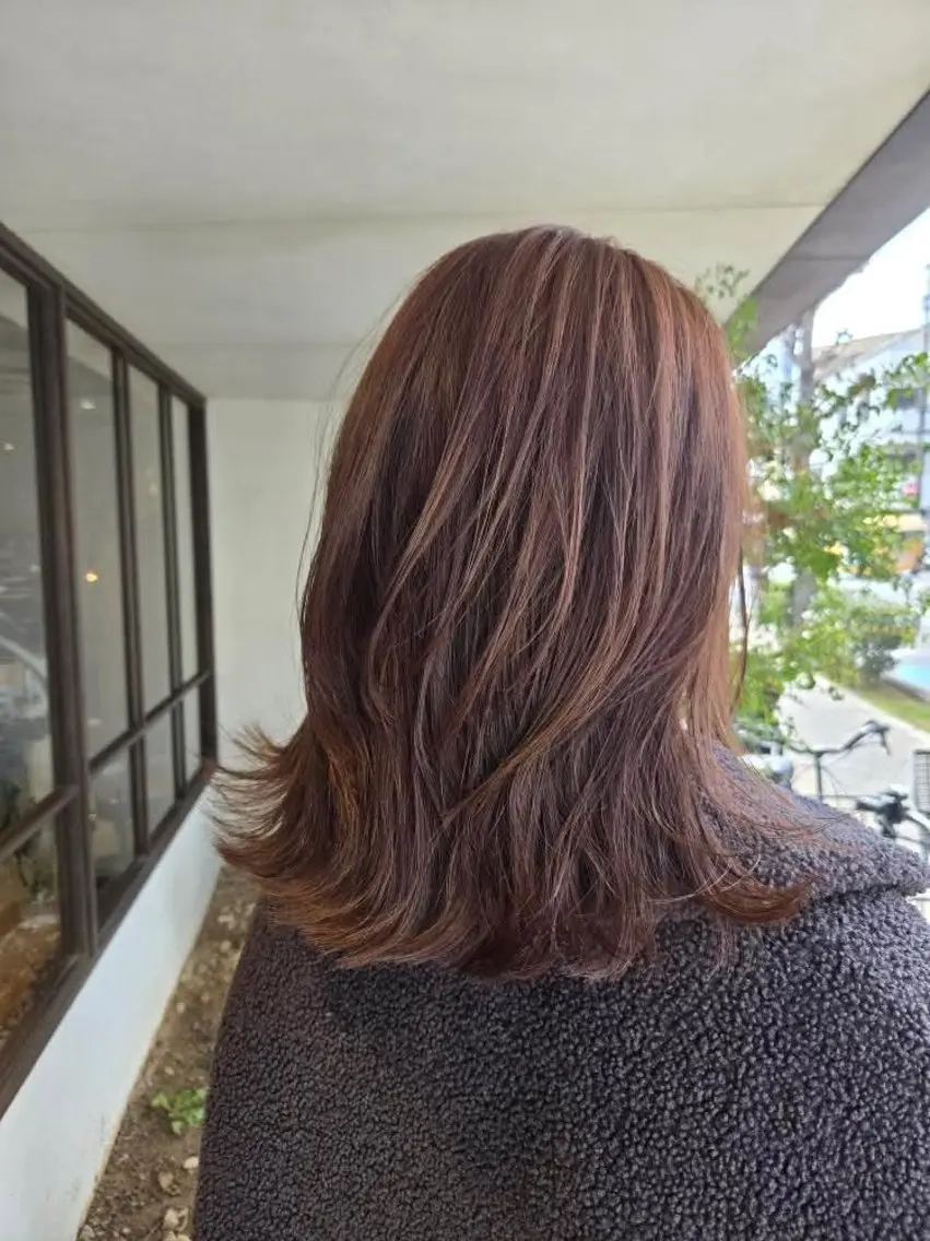 セミロング ヘアカラー 韓国好き🇰🇷 美容師MIKUのヘアスタイル