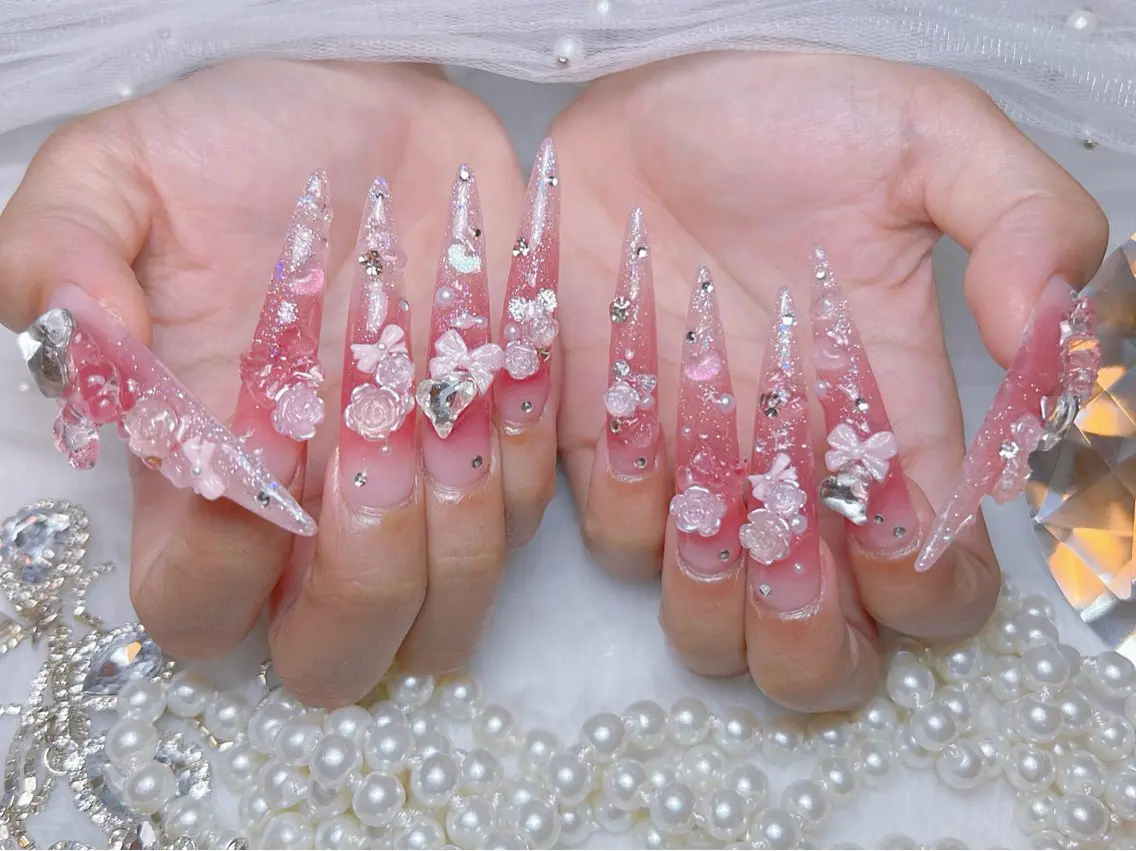 ネイル アートネイル オーロラネイル チークネイル 長さ出し フットネイル Miya _nailのネイルデザイン