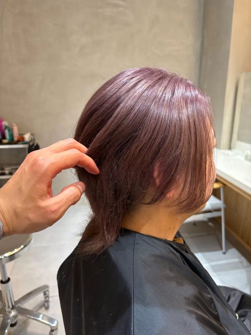ショート カラー ブリーチ 白髪ぼかし/北浜 奥野　仁礼のヘアスタイル