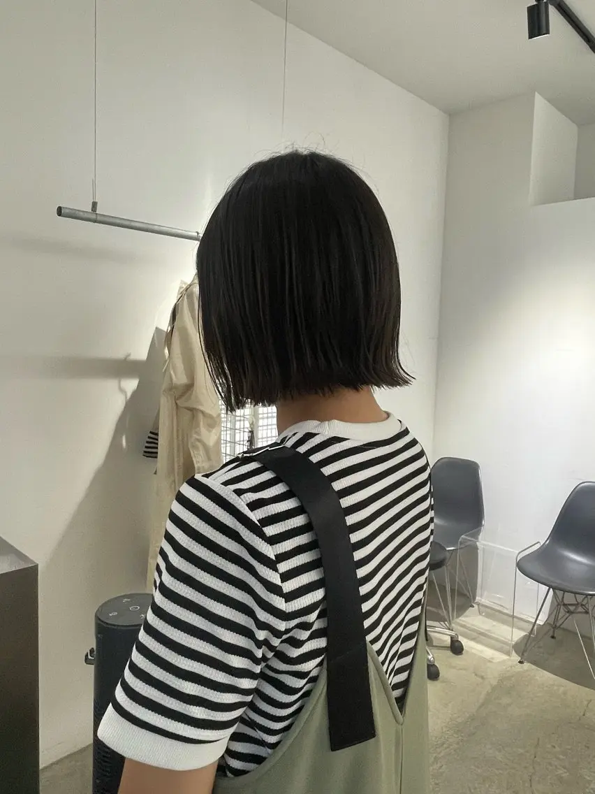 ショート ボブ 外ハネヘア 本間 かえでのヘアスタイル
