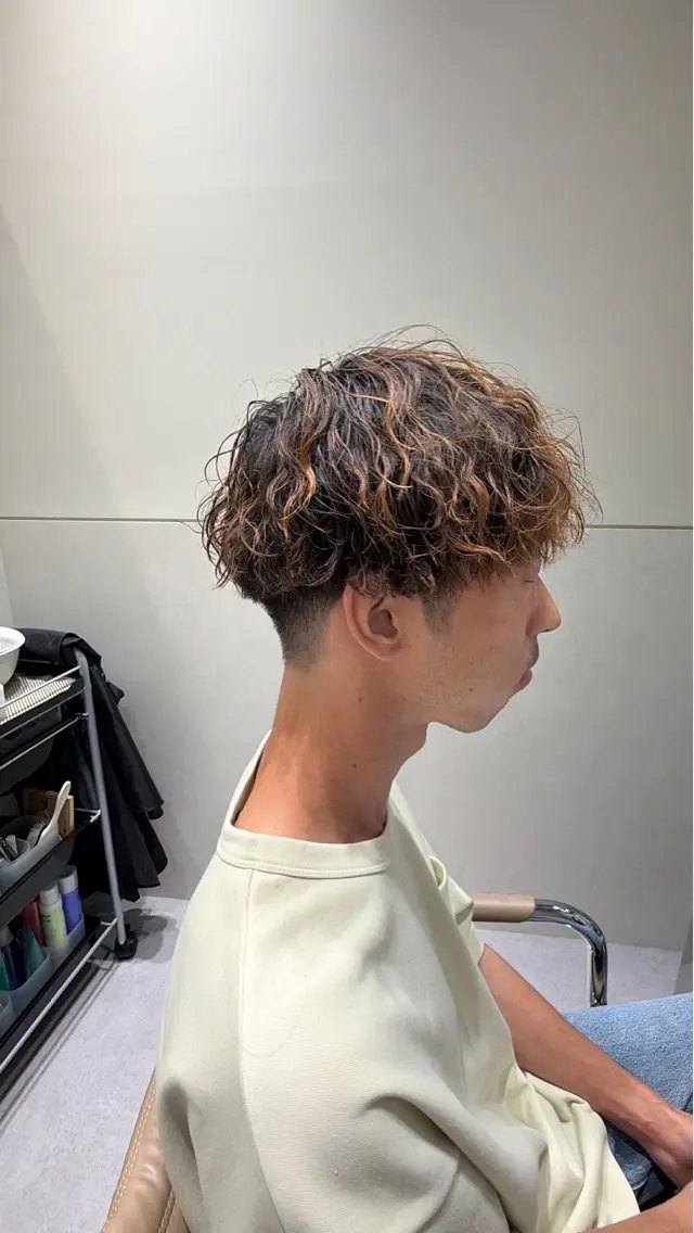 パーマ メンズ カット パーマ ヘアセット 新宿メンズカット/ パーマ/岩田進一のヘアスタイル