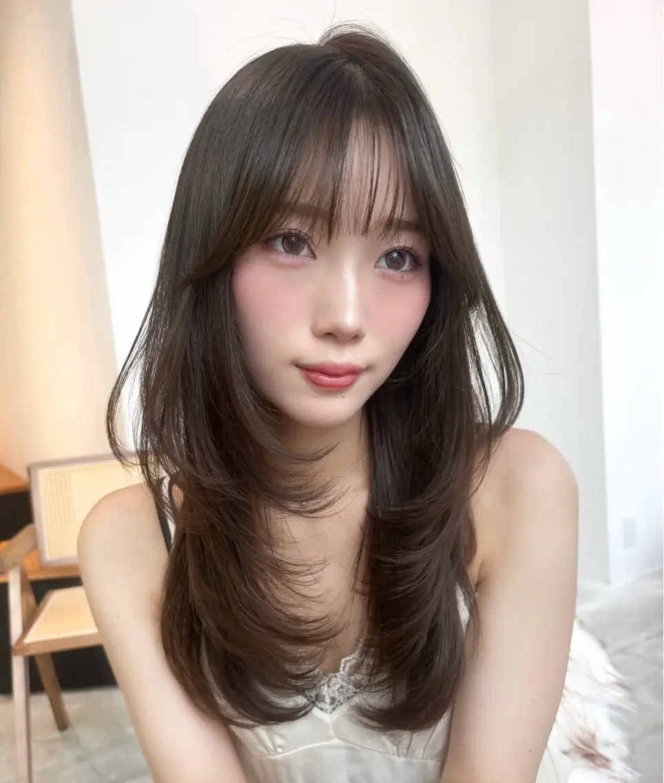 セミロング 池袋似合わせカット ✂️YUUKIのヘアスタイル