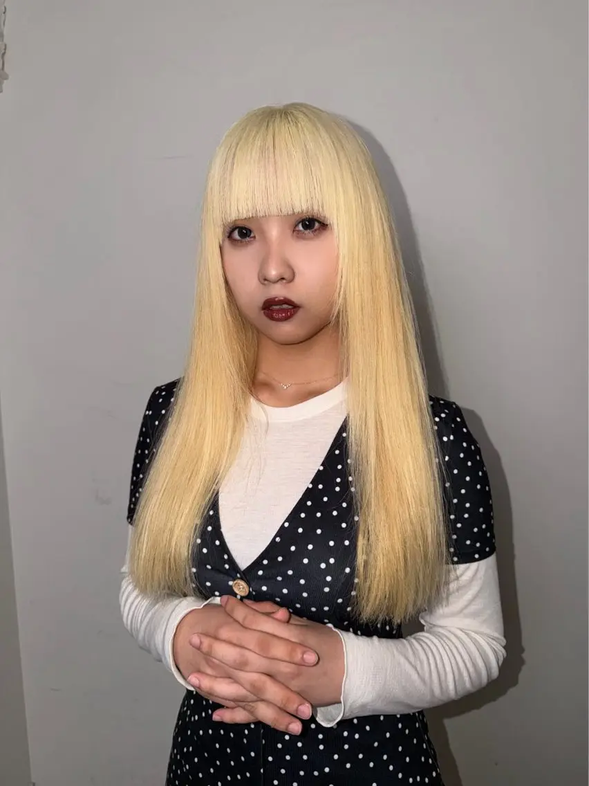ロング ヘアカラー トリートメント ヘアセット Mikoto /透明感/ブリーチのヘアスタイル