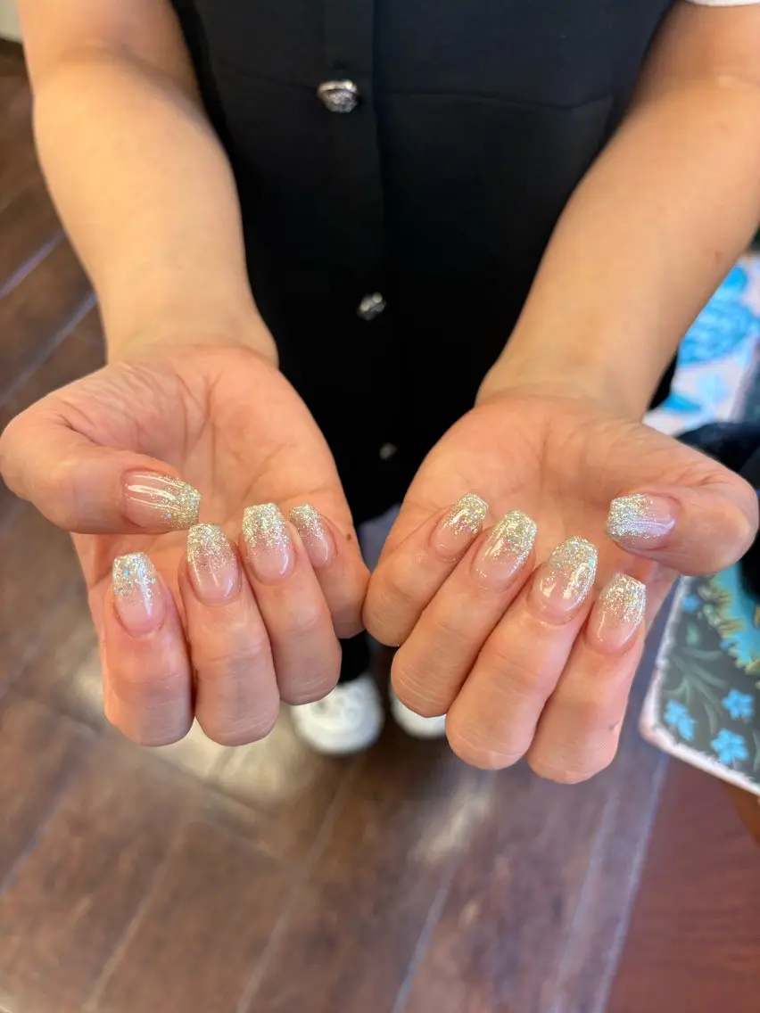 ネイル ハンドネイル AMI 美フォルムネイルのネイルデザイン
