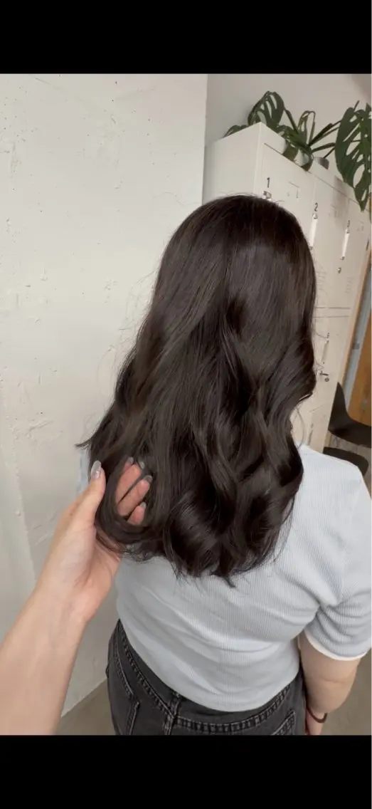ロング アッシュ アッシュブラウン カット ヘアカラー かすみ/名駅徒歩5分 /カットモデルのヘアスタイル