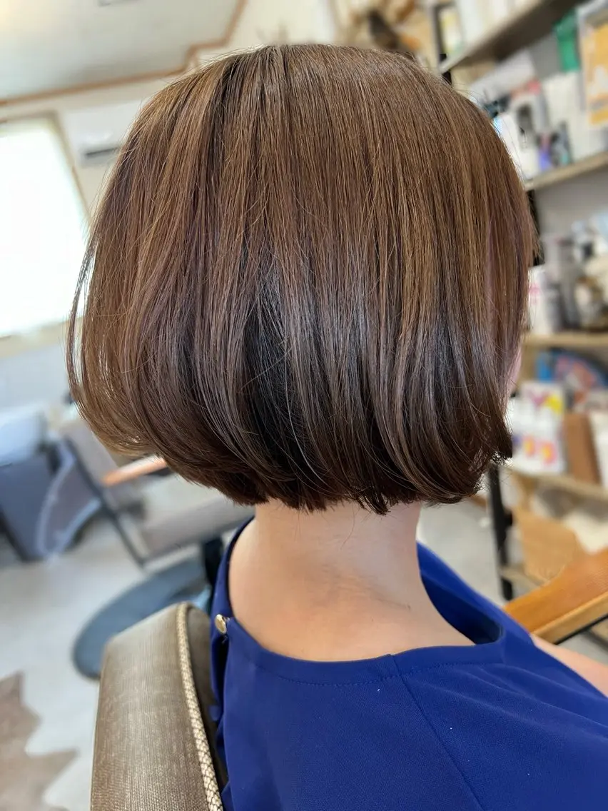 ミディアム カラー ボブ デザインカット hair works raptureのヘアスタイル