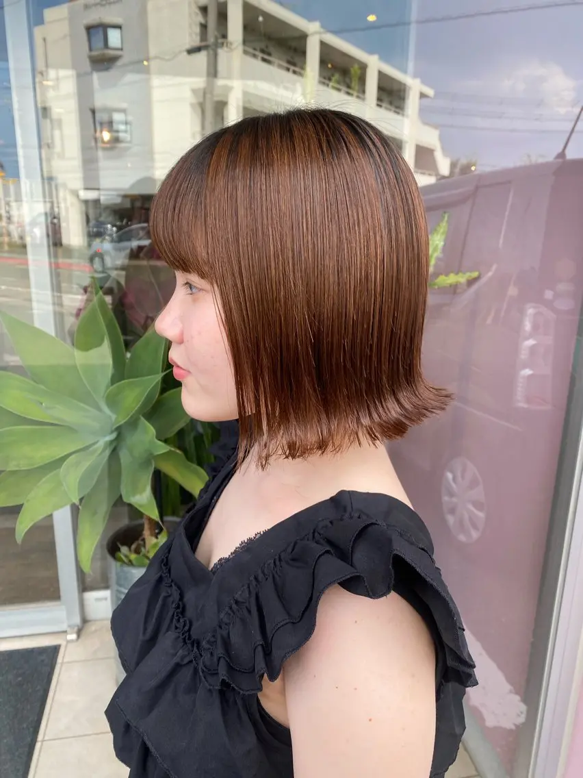 ミディアム 切りっぱなしボブ ボブ 似合わせレイヤー/ Wカラー🧸こころのヘアスタイル