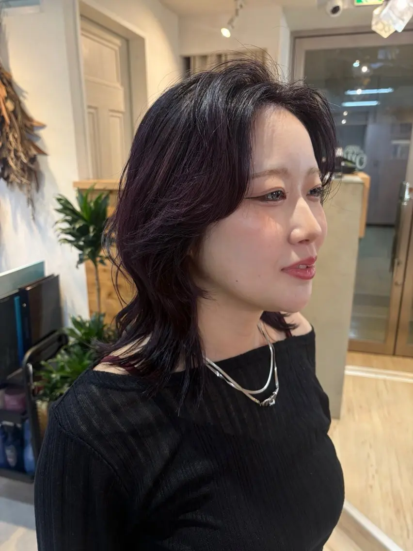 ミディアム カラー ミディアムレイヤー ブラウンカラー 透明感カラー レイヤーカット カット ヘアカラー cana 札幌レイヤースタイルのヘアスタイル