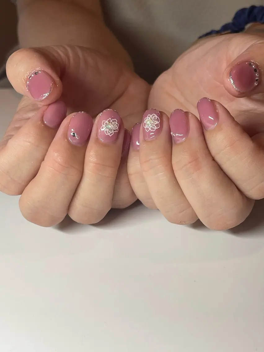 ネイル 大西 美帆のネイルデザイン