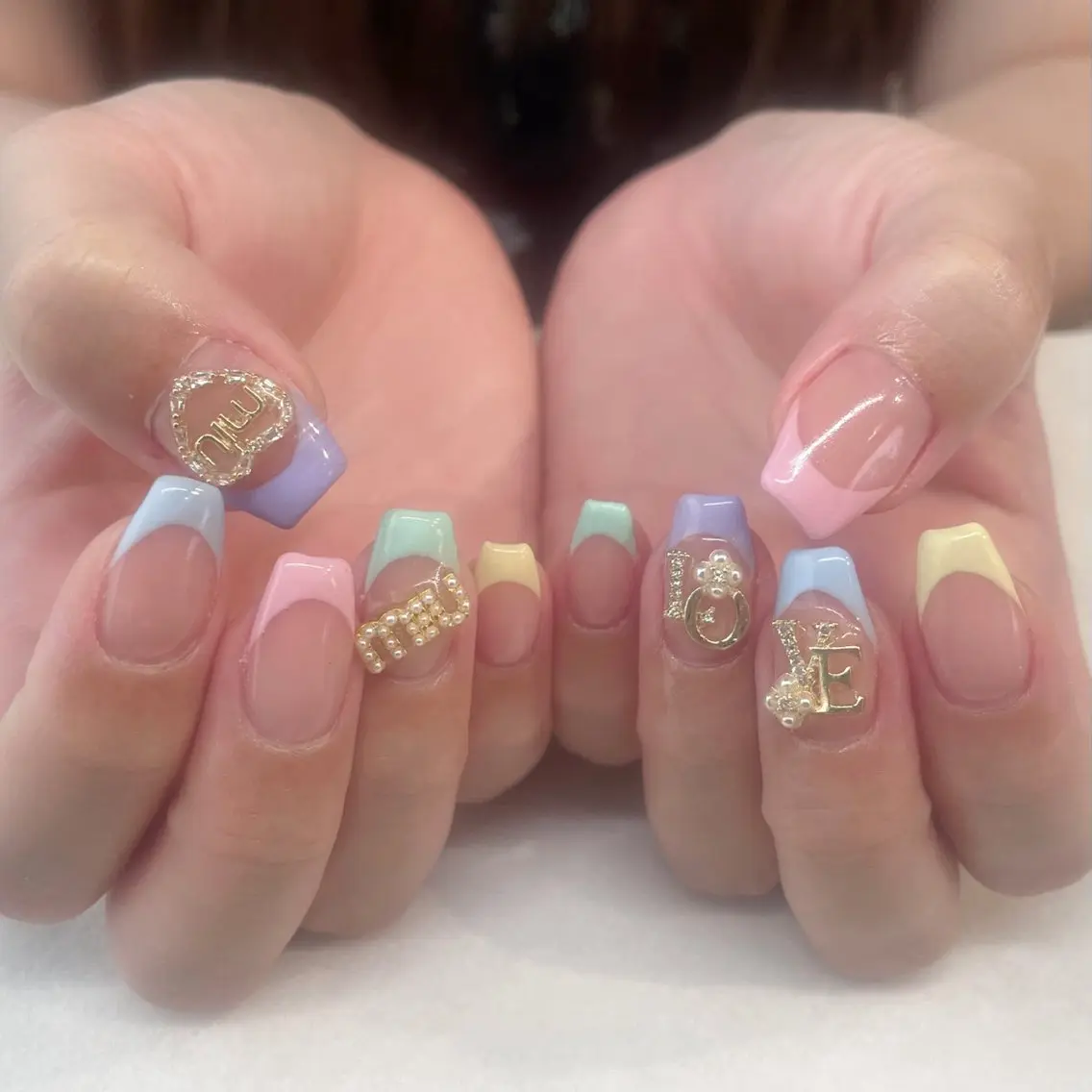 ネイル ハンドネイル 💎🐰 saki. m 🐰💎のネイルデザイン