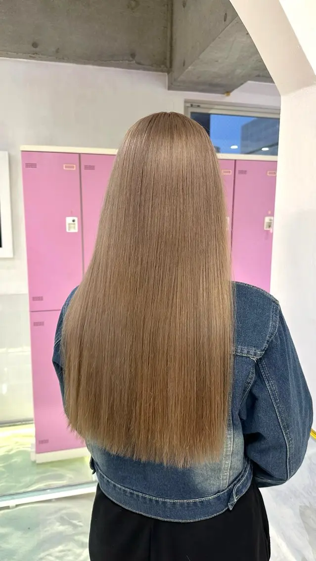 ロング ヘアカラー トリートメント モテ艶🪄ベージュ カラー🧸RUKAのヘアスタイル