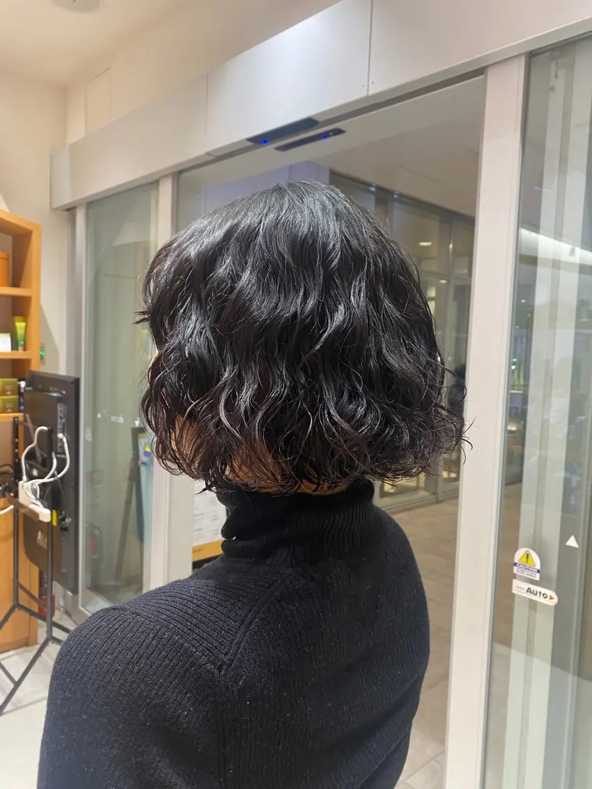 ショート パーマ 💎ツヤ髪ストレート カラー💎かのんのヘアスタイル
