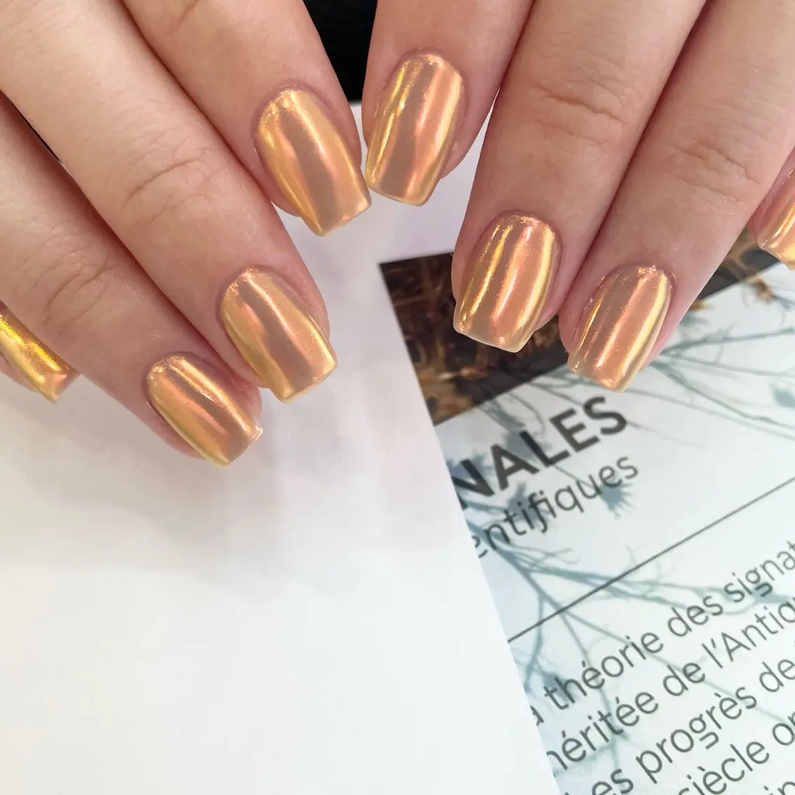 ネイル オーロラネイル フットネイル オレンジ ハンドネイル nailsalon amity🌿池田のネイルデザイン