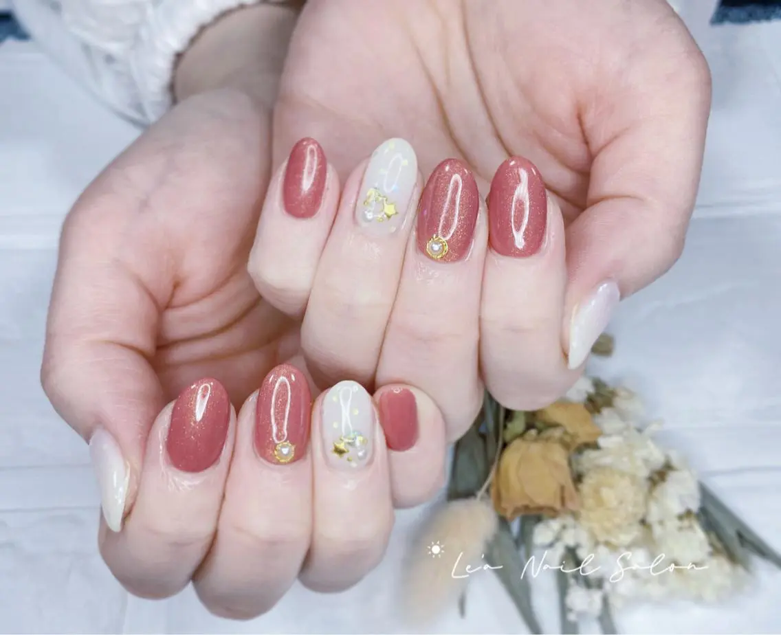 ショート カラー ネイル Le’a NailSalonのネイルデザイン