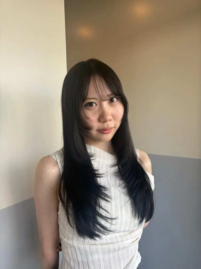セミロング 顔周りカット レイヤーカット カット ヘアカラー 鈴木 美由華/透明感/岡崎のヘアスタイル