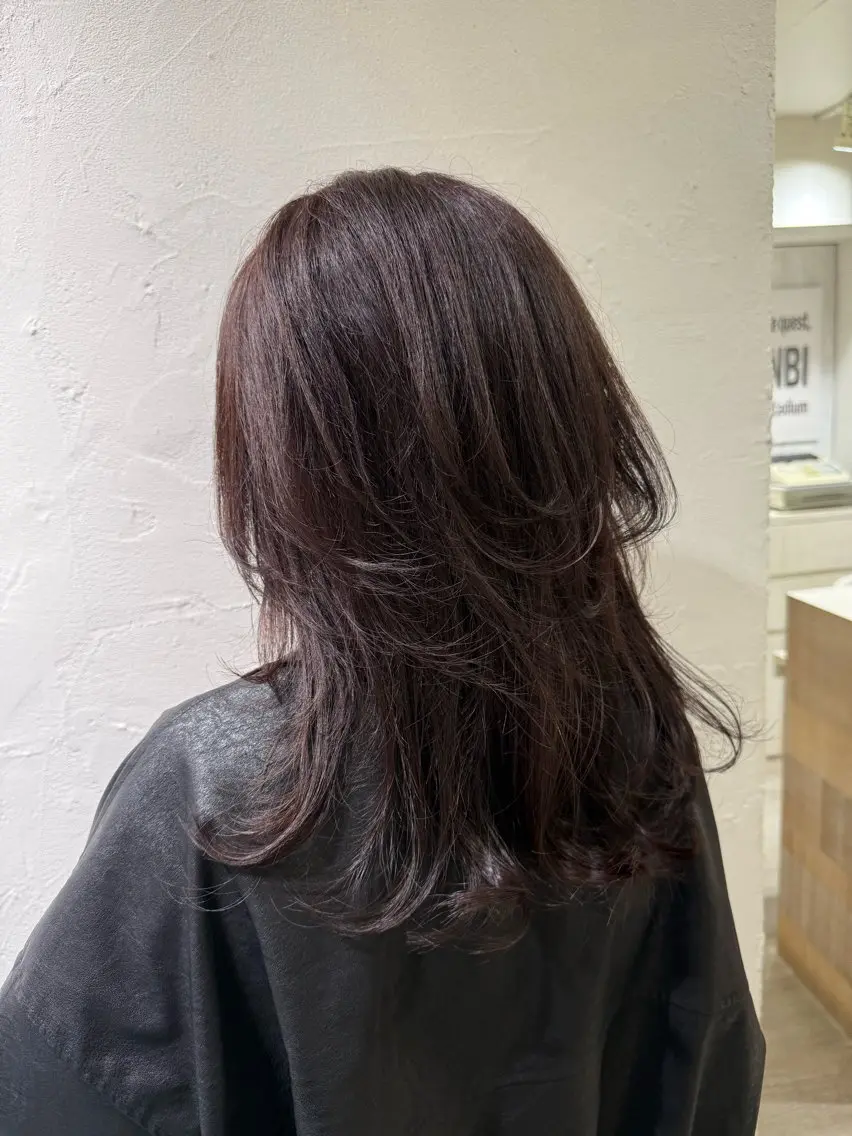 セミロング ハイレイヤー レイヤーカット カット ヘアカラー トリートメント 美容室stadium 横田ジュンコのヘアスタイル