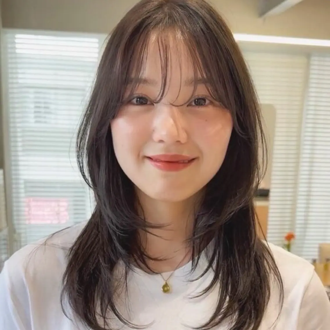 セミロング カラー ショートボブ セミロングパーマ ボブ 顔周りカット 髪質改善 ルナ🌛 🛌のヘアスタイル