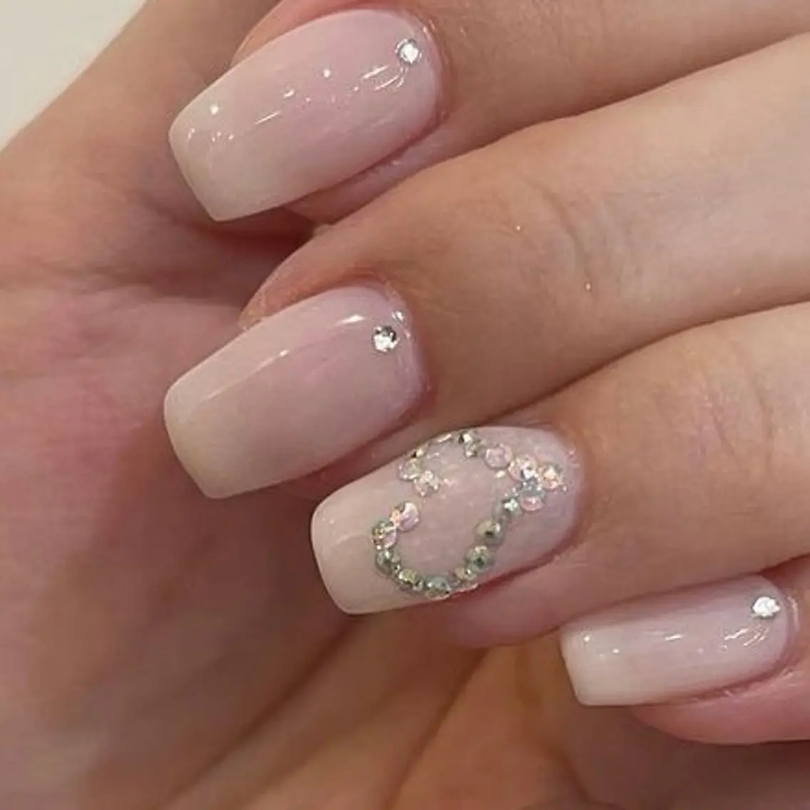 ネイル GELo nail rinaのネイルデザイン