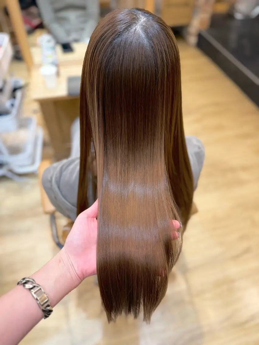 カット ヘアカラー ヘアメイク美容師 🦋サカモトレナ🦋のヘアスタイル
