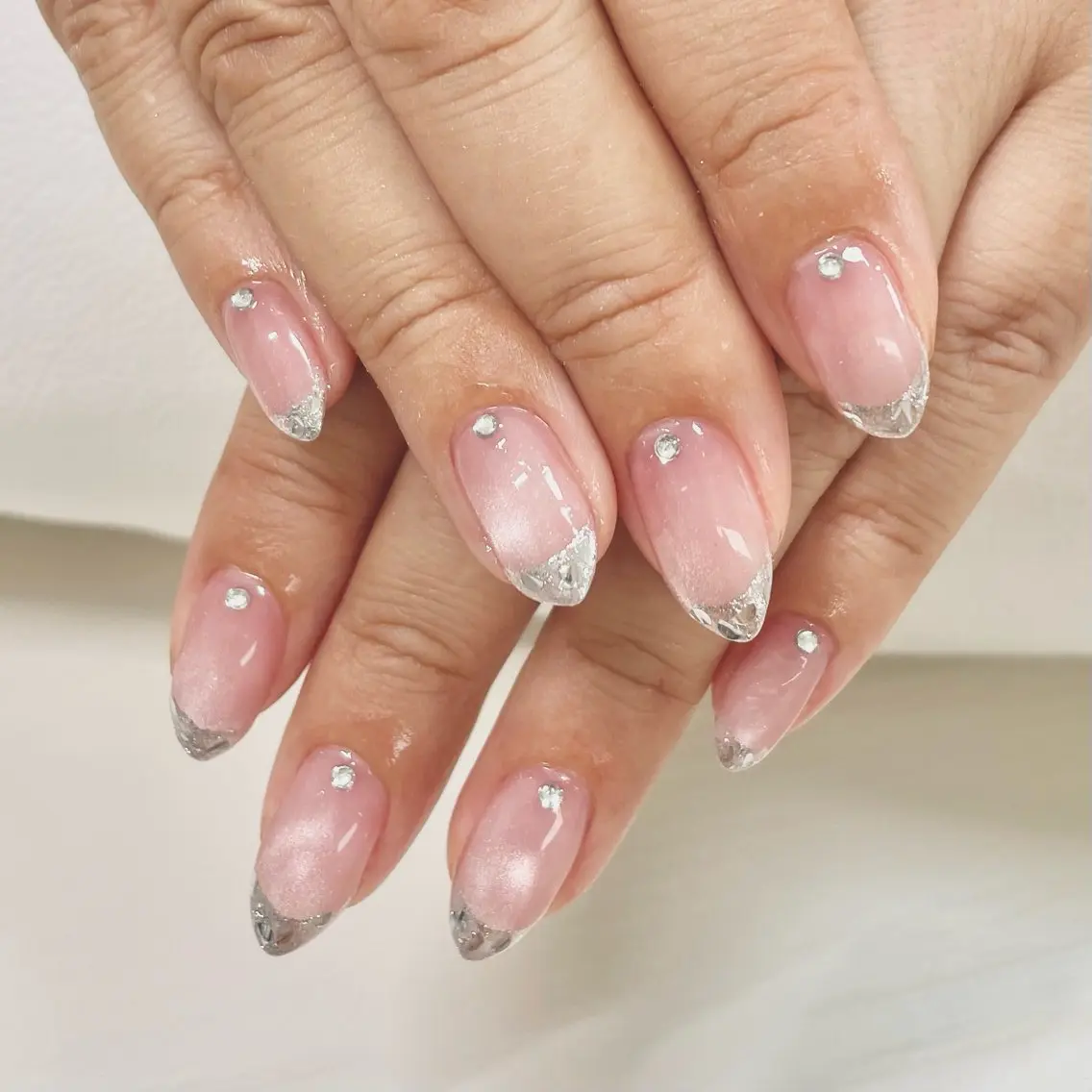 ネイル フレンチネイル ガラスフレンチ ハンドネイル はなねいる Hananailのネイルデザイン