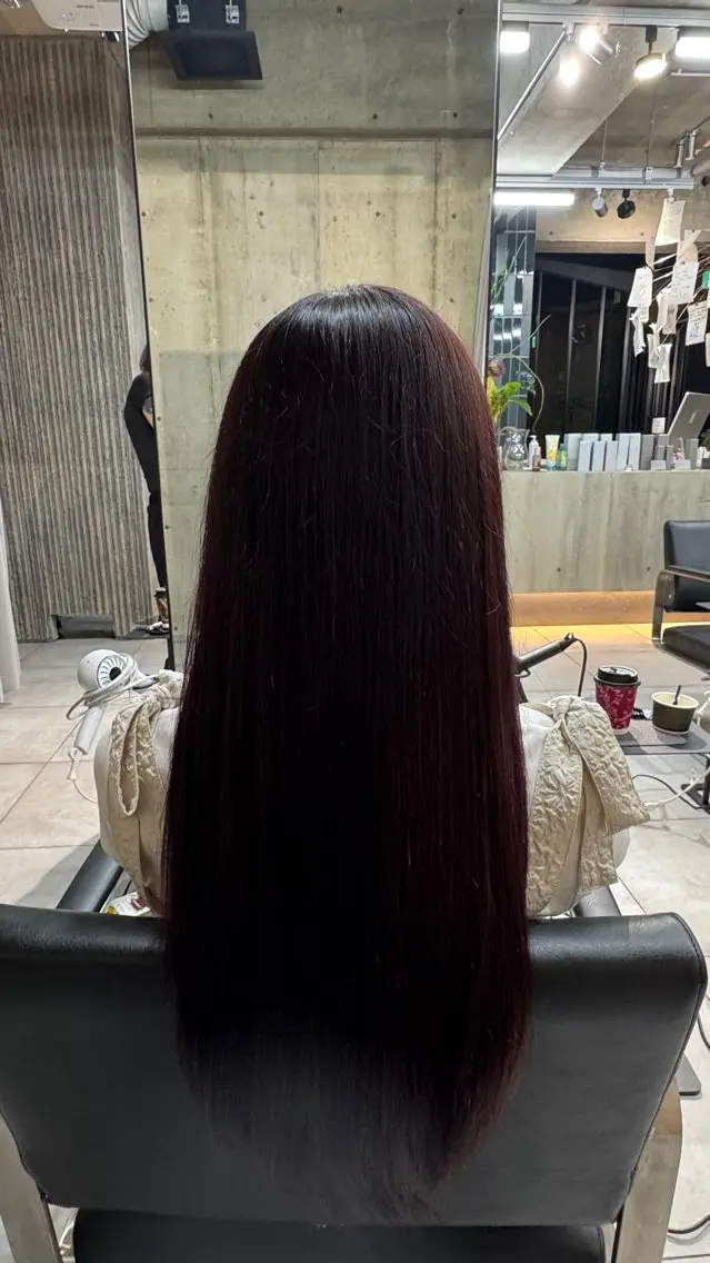 カラー ヘアカラー 亀谷 優大のヘアスタイル