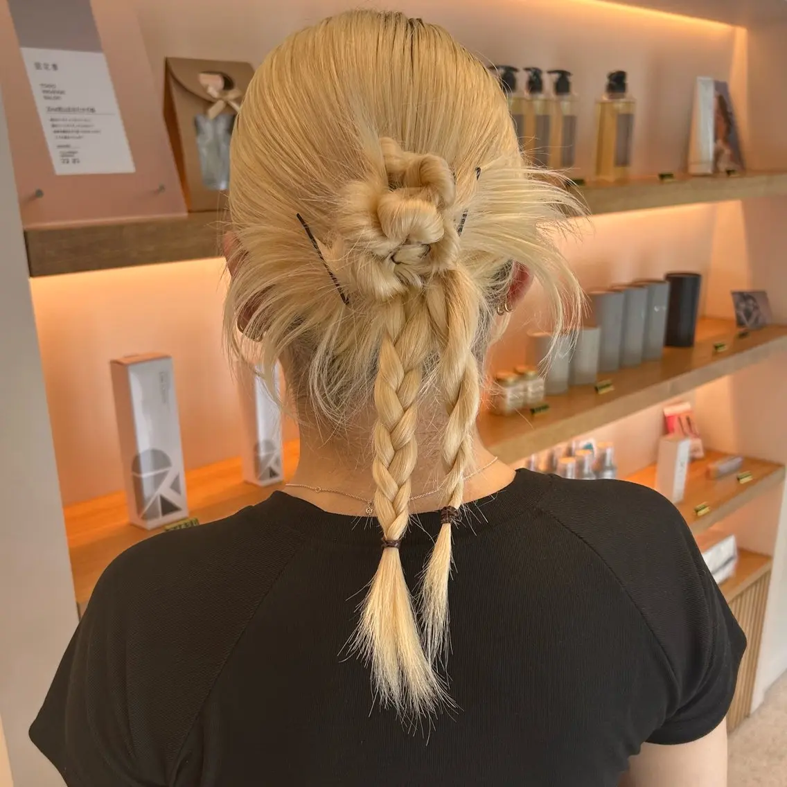 ヘアアレンジ 透け感カラー/顔周り レイヤー arisaのヘアスタイル