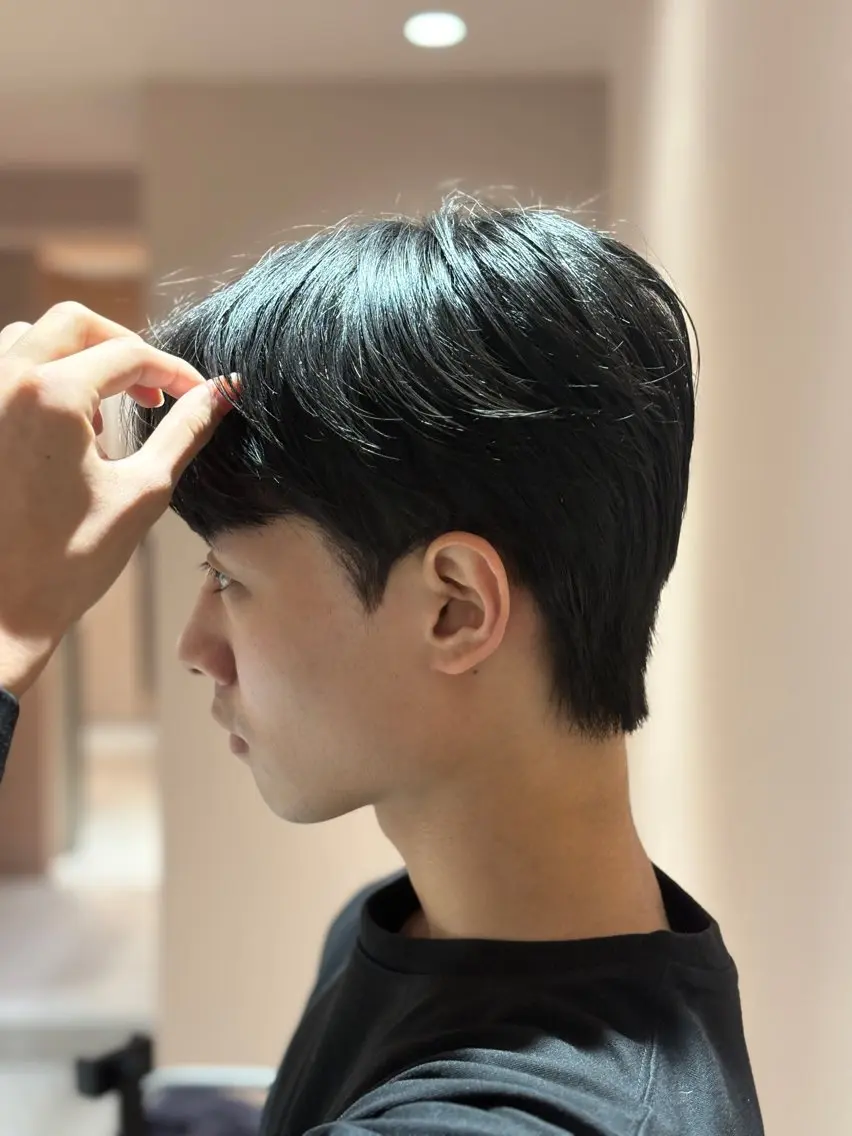 メンズカット+ダウンパーマの写真