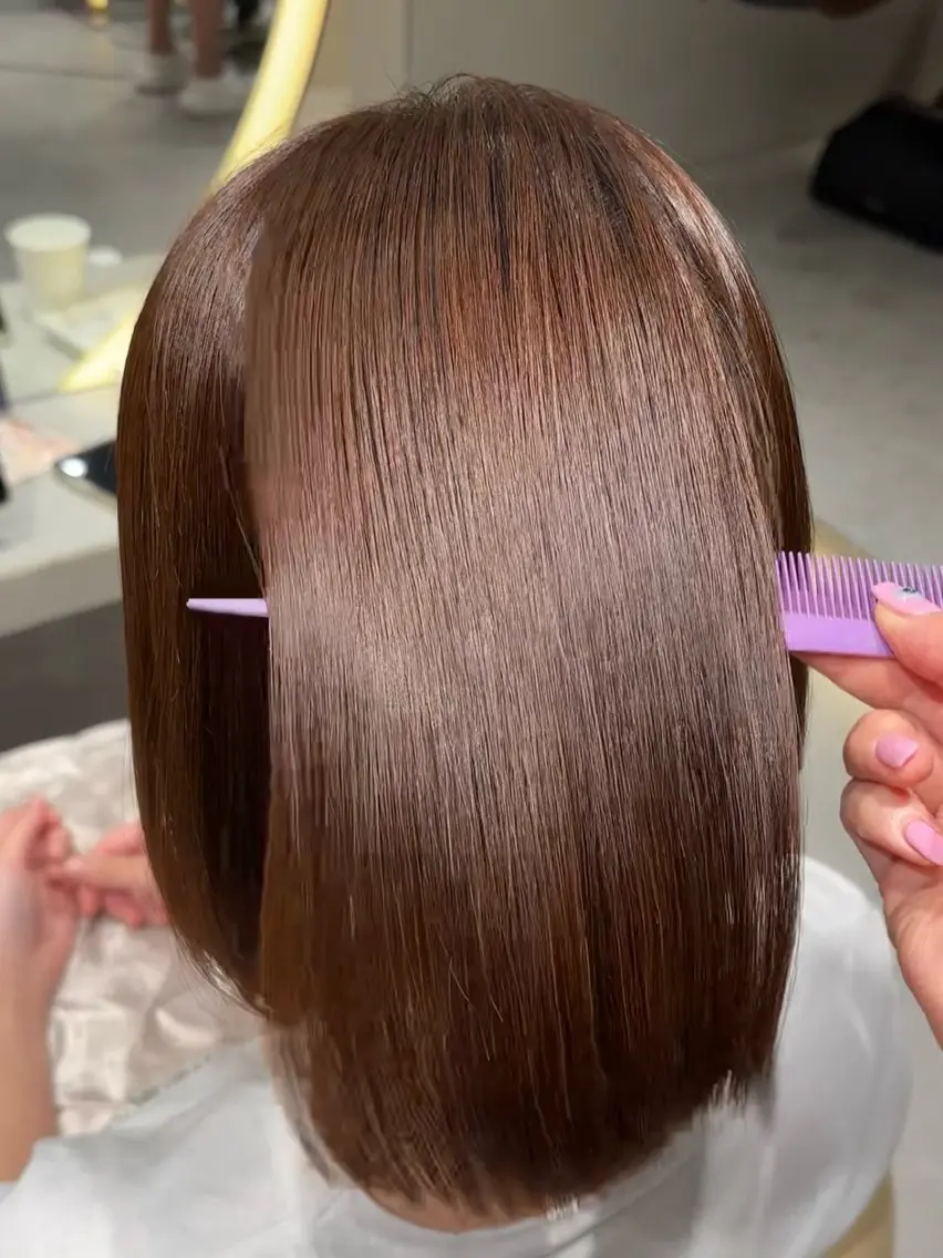 カット 縮毛矯正 トリートメント けいし🐬ボブ 美髪縮毛矯正のヘアスタイル
