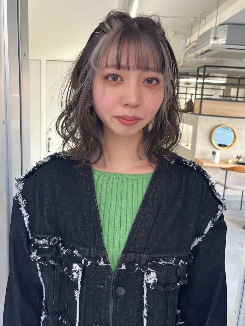 ミディアム 千葉 佑月のヘアスタイル