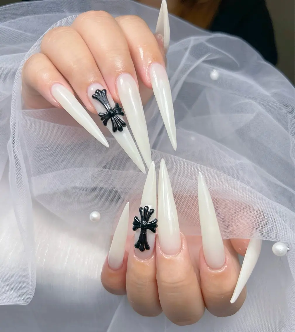 ネイル アートネイル オーロラネイル チークネイル 長さ出し フットネイル Miya _nailのネイルデザイン