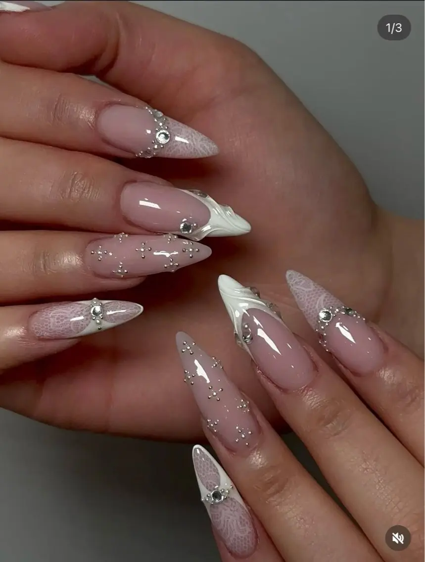 ネイル 韓国ネイル マグネットネイル 持ち込み ハンドネイル Dyo Nail_Royalのネイルデザイン