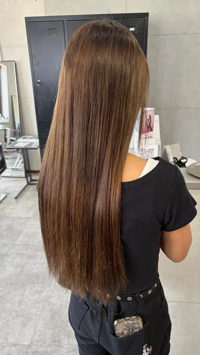 セミロング ショートボブ ボブ ハイライト 髪質改善 レイヤーカット カット ヘアカラー REVE 美容室のヘアスタイル