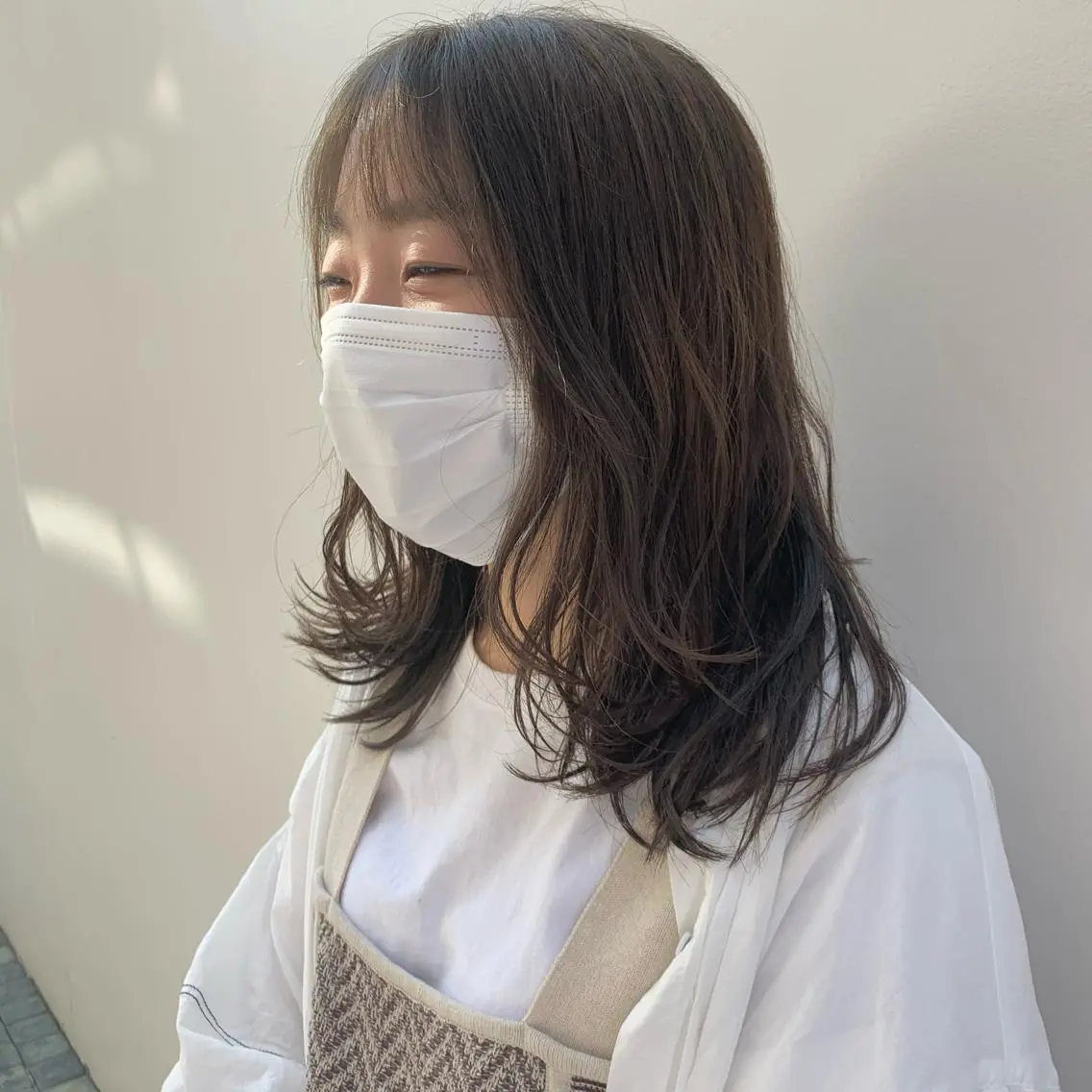 ロング カラー ベージュカラー ブリーチ イヤリングカラー ハイライトカラー イルミナカラー マンツーマン×半個室 まちだきょうすけのヘアスタイル