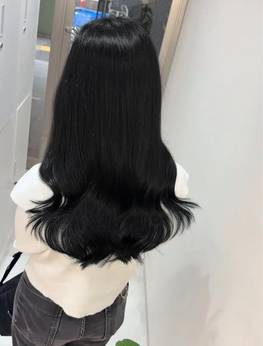 ロング ケアカラー 髪質改善 カット ヘアカラー トリートメント 飯星慧斗/池袋 /ブリーチ/縮毛矯正のヘアスタイル