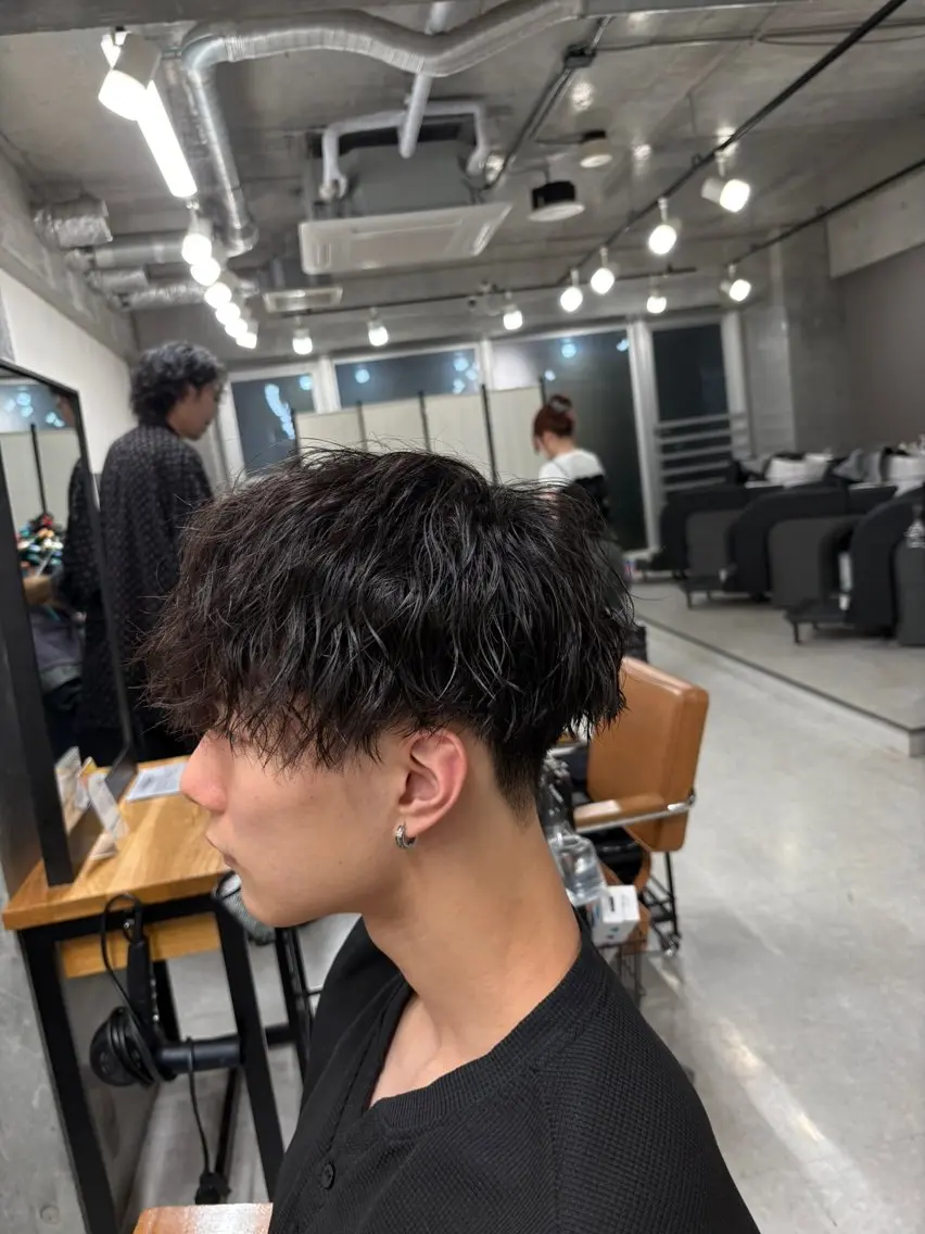 パーマ メンズ メンズパーマ ツイストスパイラルパーマ スパイラルパーマ 下北沢メンズパーマ 特化園田 楓莉のヘアスタイル