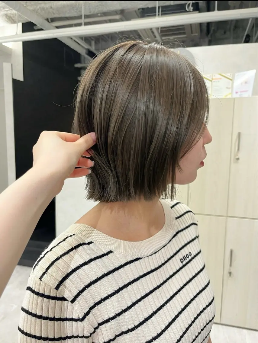 ミディアム ヘアカラー トリートメント ヘッドスパ 梅田♡顔周りレイヤー /透明感カラー/未来のヘアスタイル