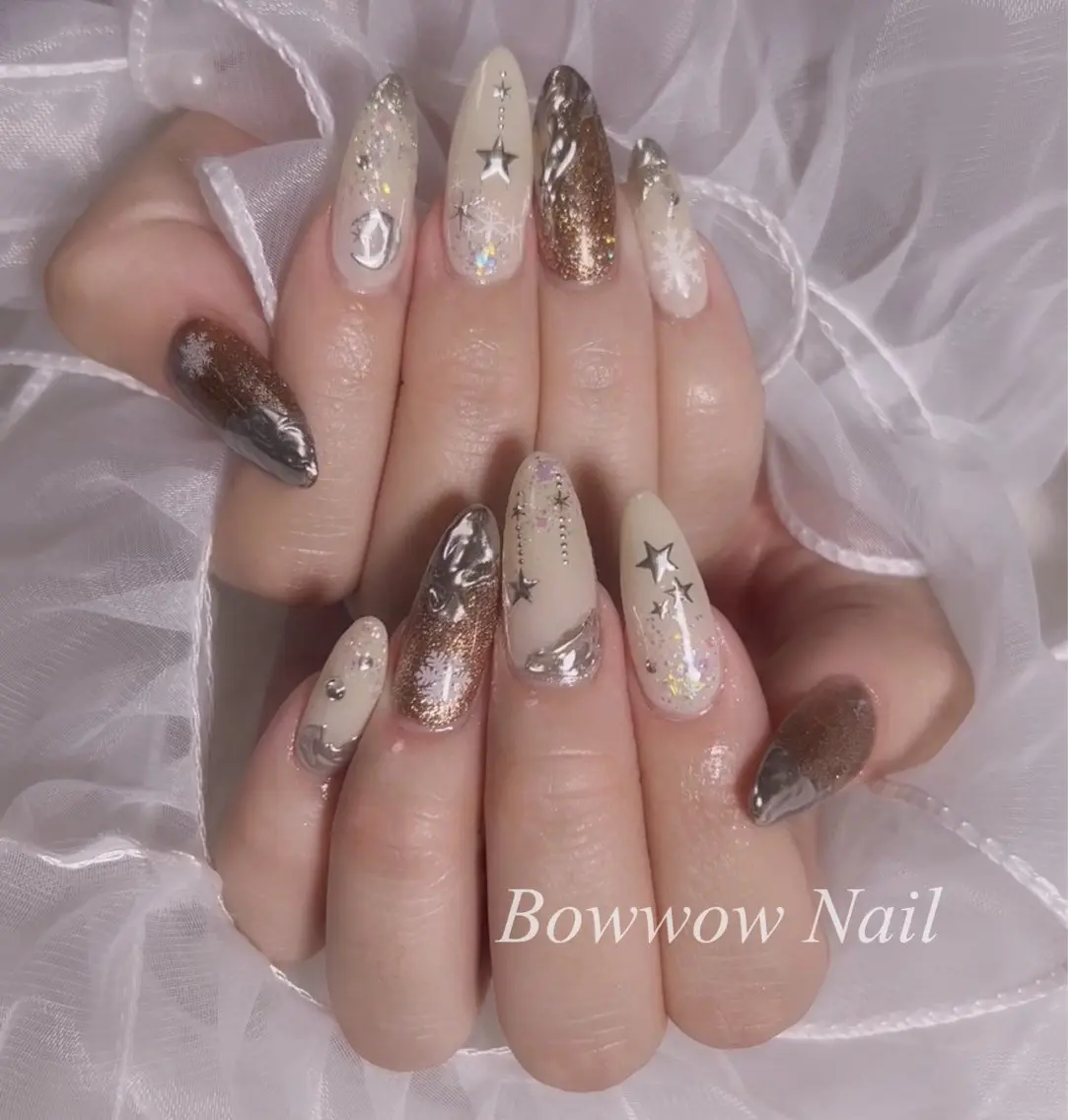 ネイル アートネイル 長さ出し ミラーネイル 冬ネイル Bow wow Nail さや🧸のネイルデザイン