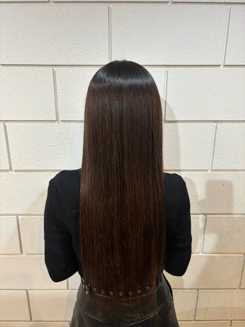 ロング カラー 平野 礼のヘアスタイル