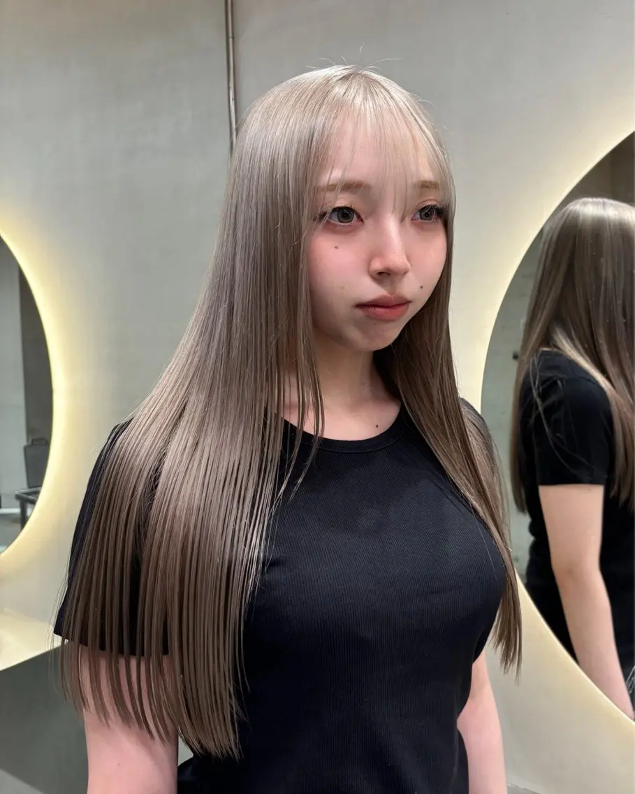 ロング カラー 中川 舞依のヘアスタイル