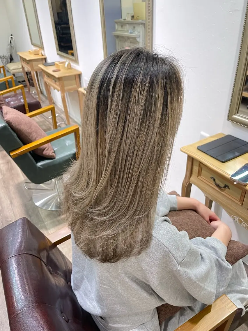 ロング カラー ヘアカラー Felice Erikaのヘアスタイル