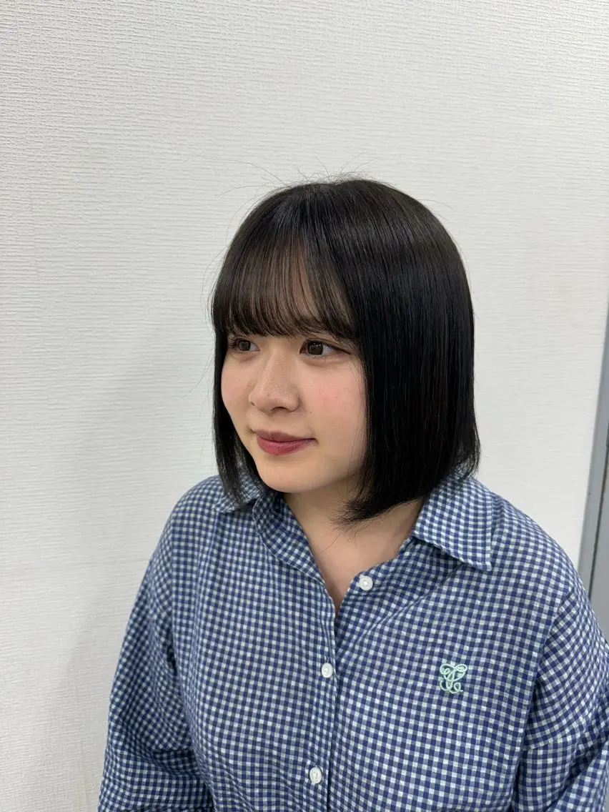 ショート カラー ヘアアレンジ カット トリートメント ヘアセット 縮毛矯正🤍 ボブ/ HIKARIのヘアスタイル