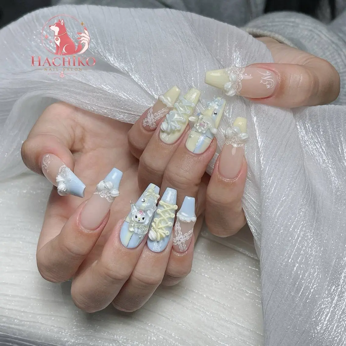 ネイル チークネイル クリアネイル ガーリー キラキラネイル 韓国ネイル ハンドネイル Hachiko Nail Salonのネイルデザイン